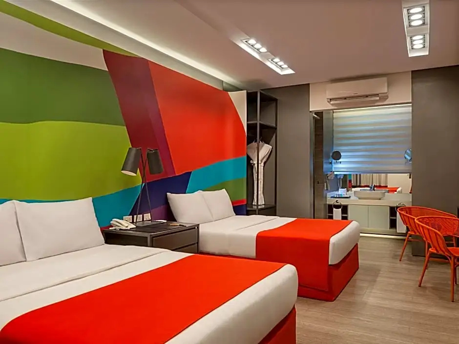 Premier Double room (full double bed)