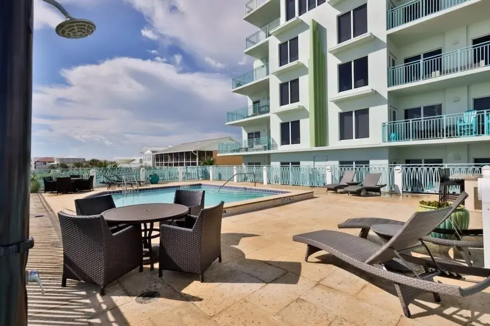 Oceanfront Condo With Beautiful Views 2 Bedroom Condo