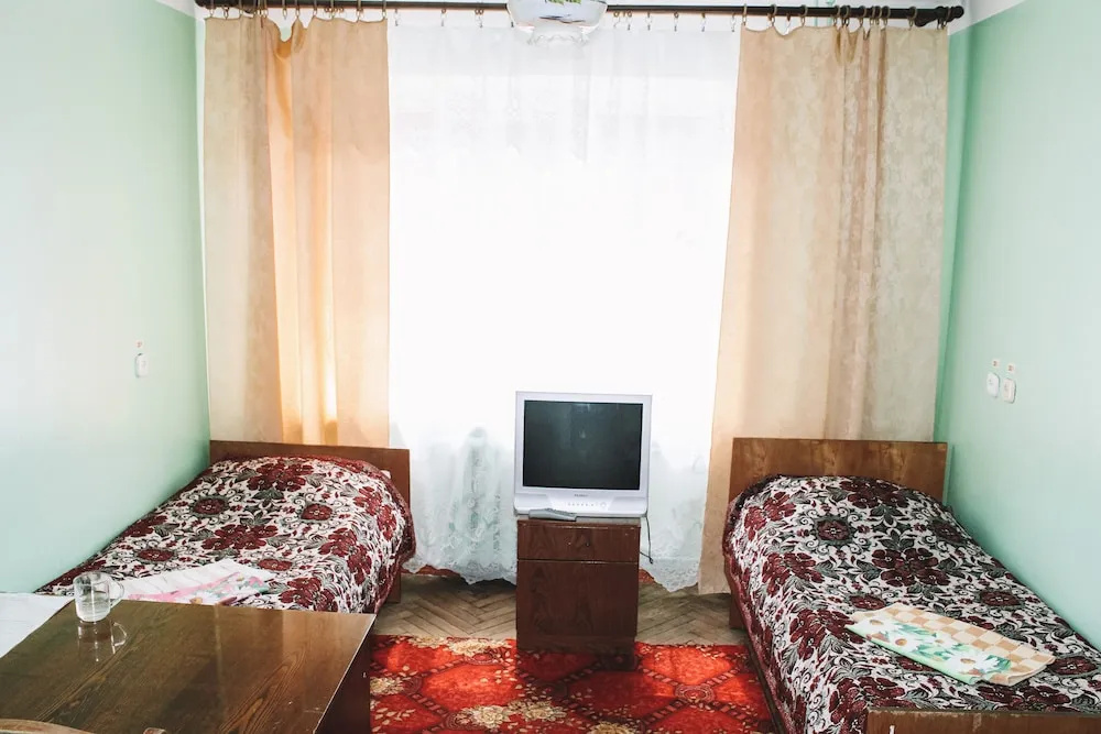 Economy Double room (twin beds)