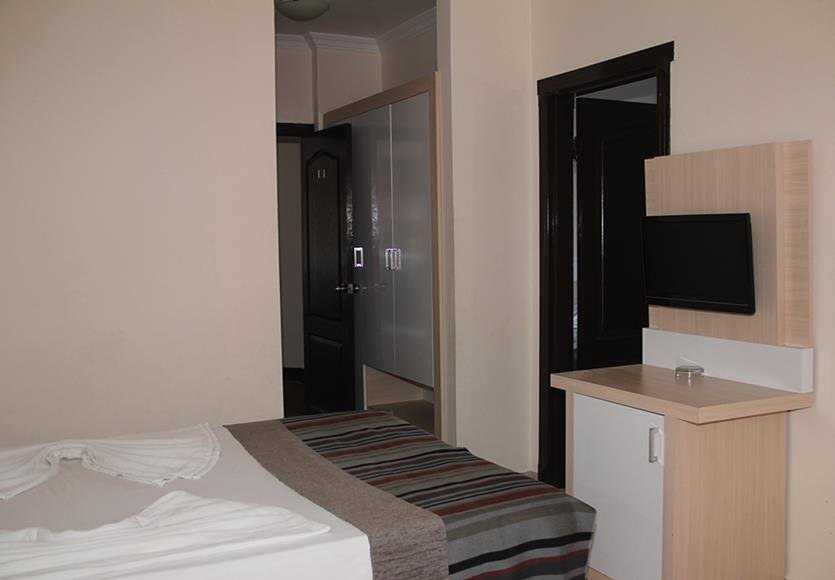 Отель B2b Senza Inova Beach Hotel, фото 3