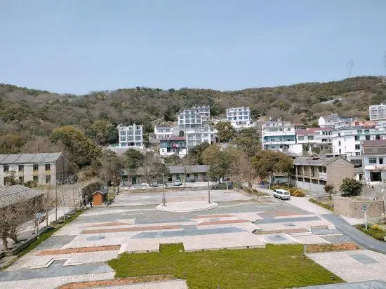 Ai Sha Holiday Hotel