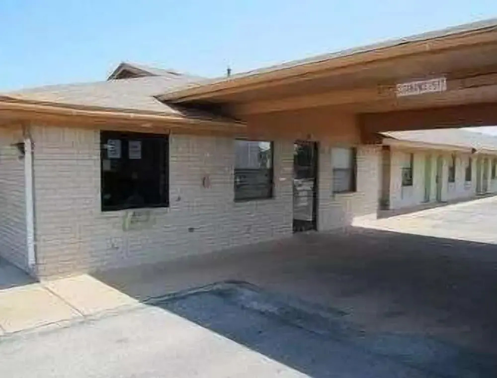 Budget Inn