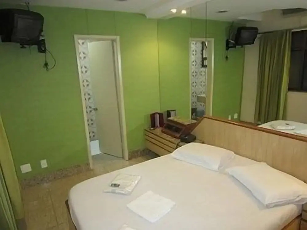 Triple Suite