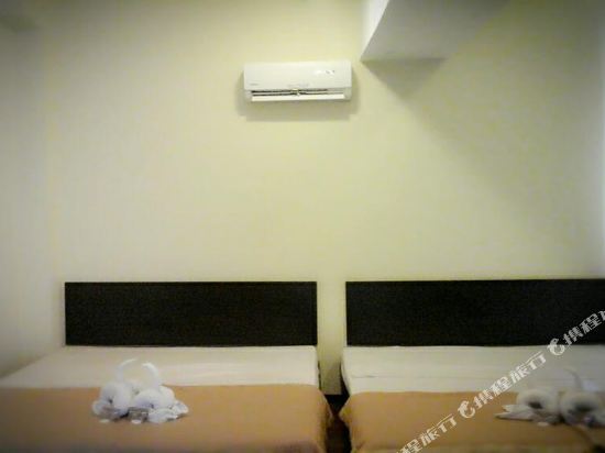 So Hotel