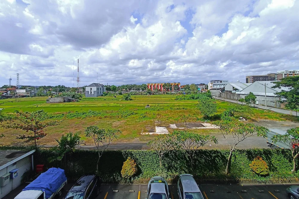 Good Deal Studio Apartment At Student Castle Yogyakarta