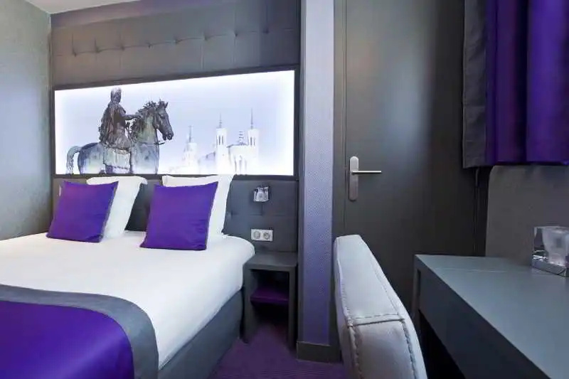 Hôtel des Savoies Lyon Perrache - Chambres