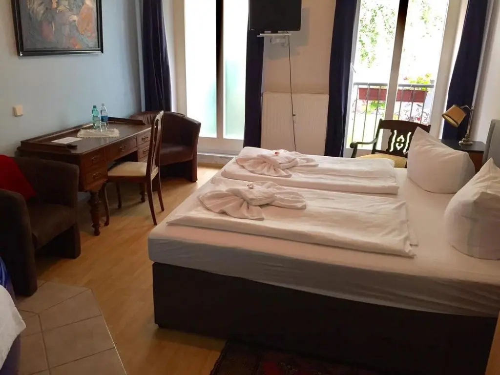 Hotel Pension Tempelhof - Chambres