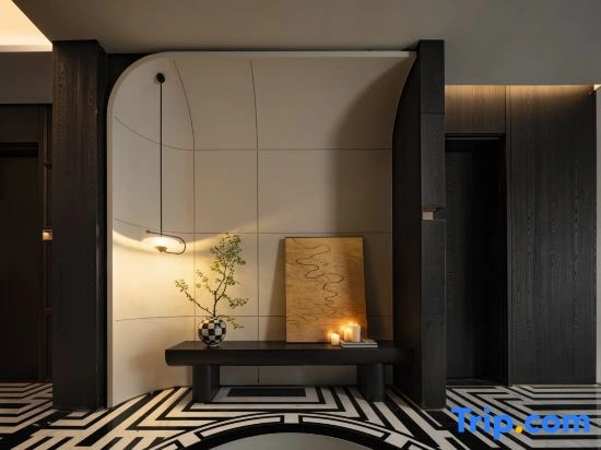 Dongjiang Lake Guishu • HolidayVilla