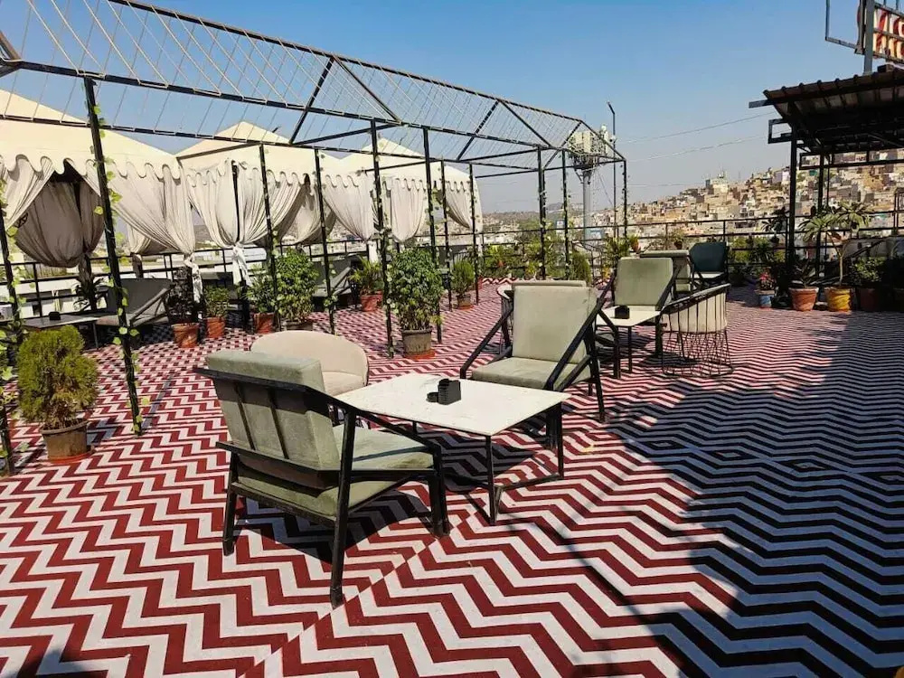 Hotel photo 11