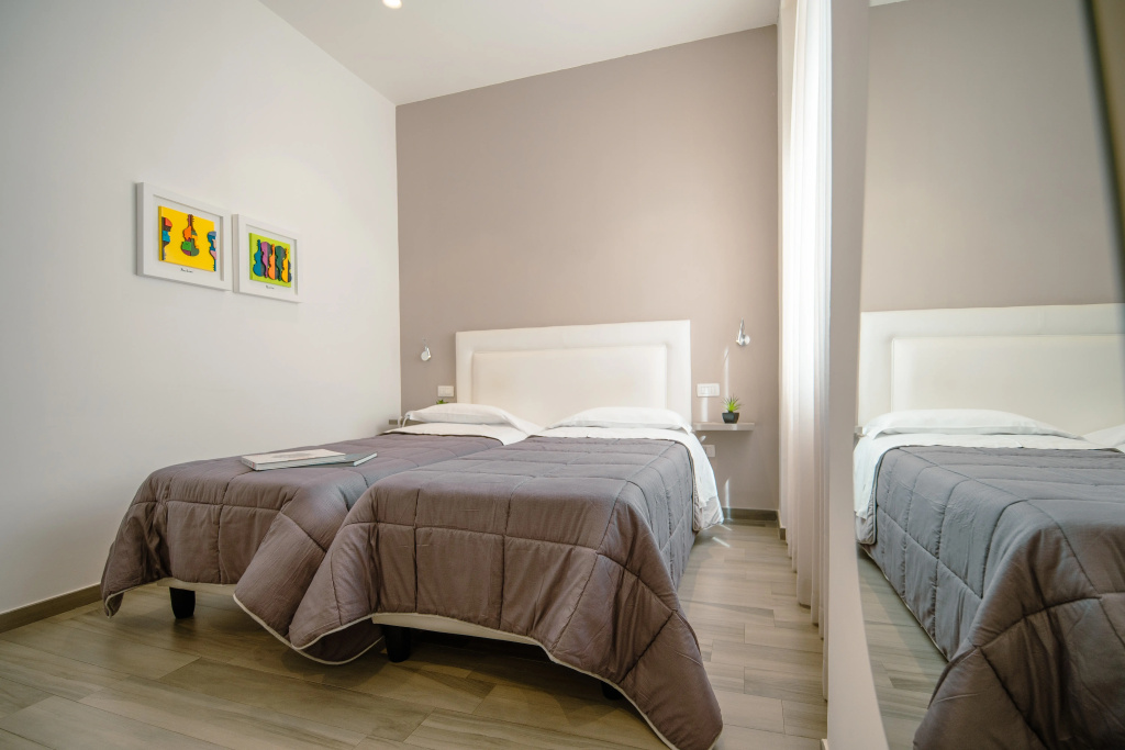 Hotel Bruman Salerno - фото 6