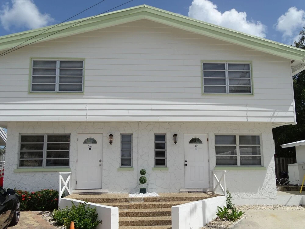 Aloha Kai - 50 2 Bedrooms 1.5 Bathroom Apts