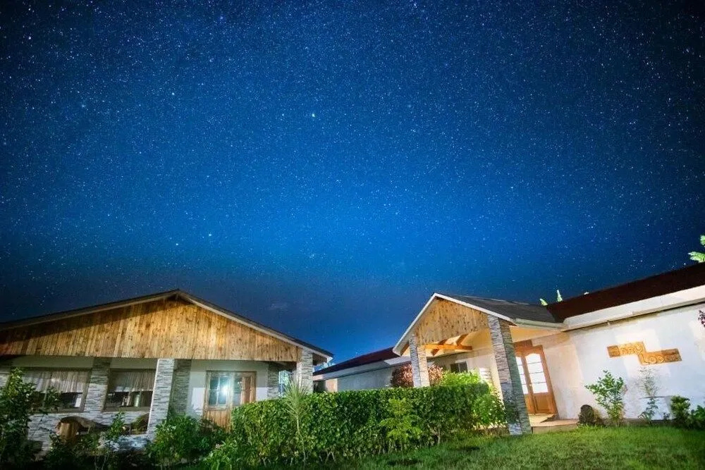 Maru Lodge