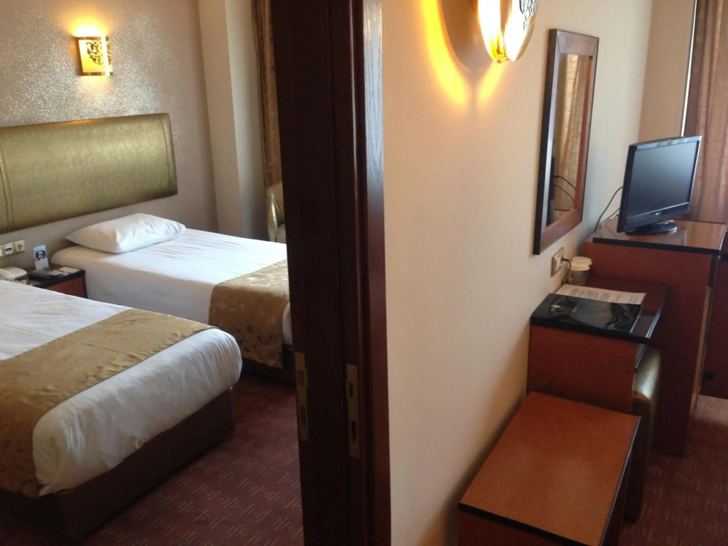 Hotel photo 5