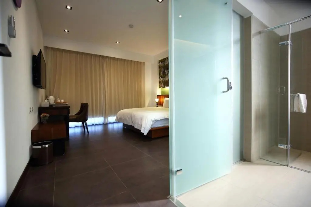 Standard Double room with garden view (full double bed)