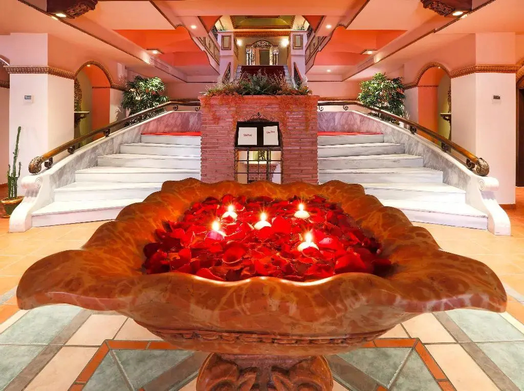Sultanahmet Palace Hotel — фото