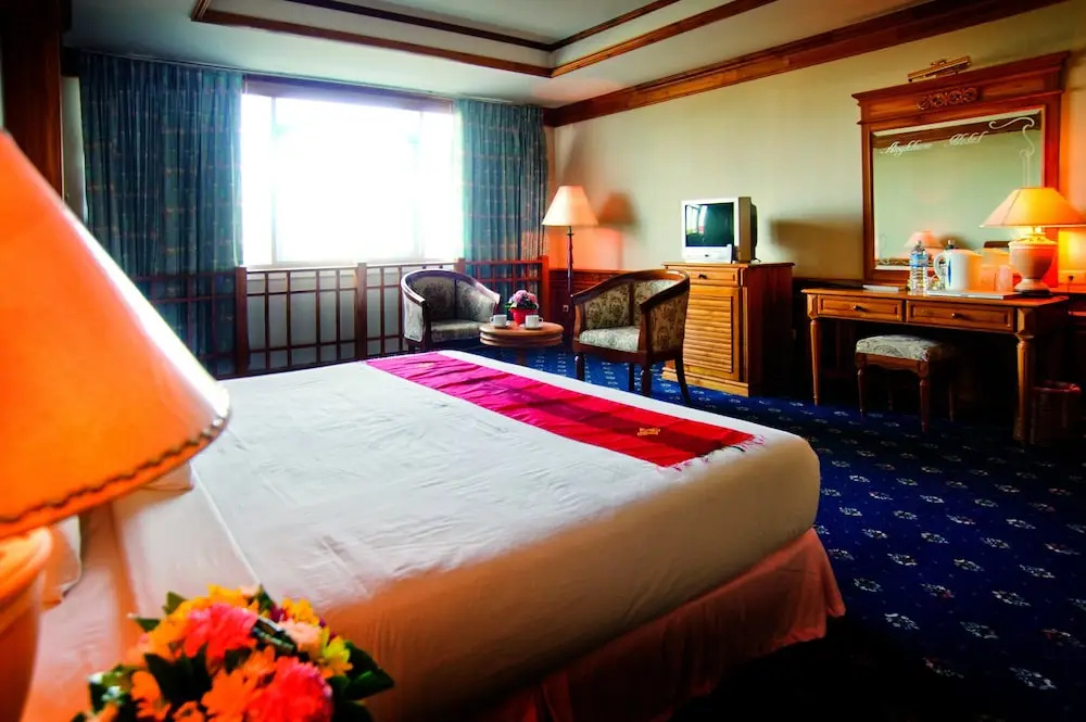 Angkham Hotel - Chambres