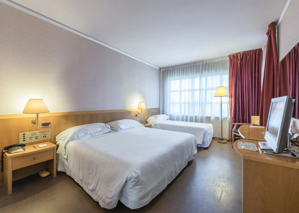 Caesar's Hotel — фото 6