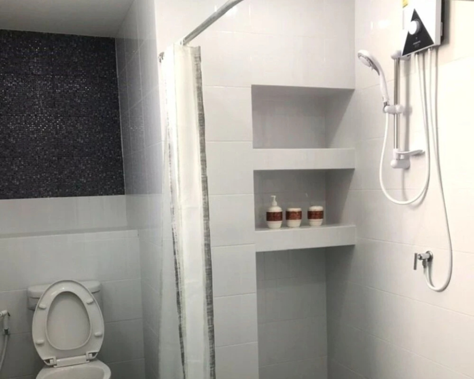 Superior Double room with balcony (full double bed)