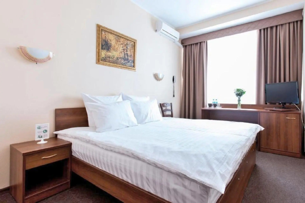 Standard Superior Double room (full double bed)