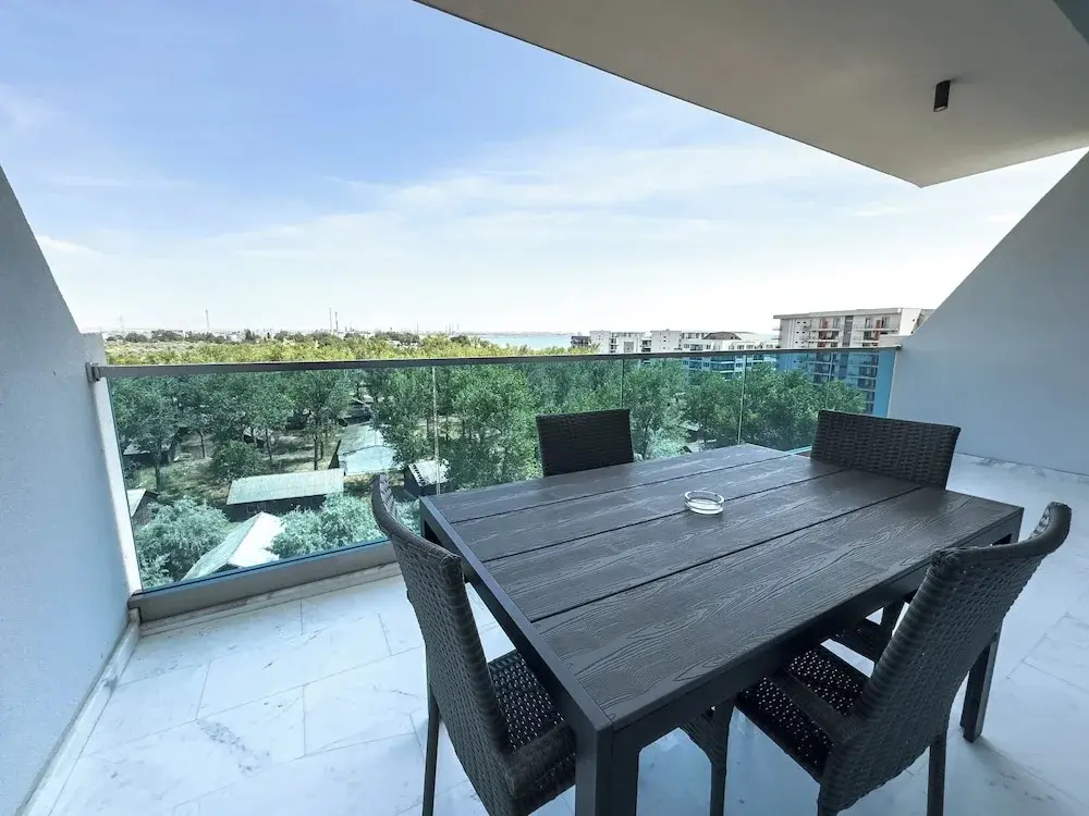 Wave 6 Apartments