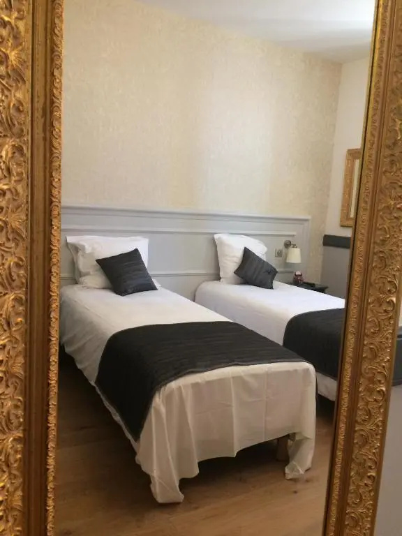 Standard Double room (twin beds)