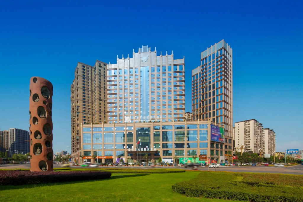 Grand New Centery Hotel Leshan