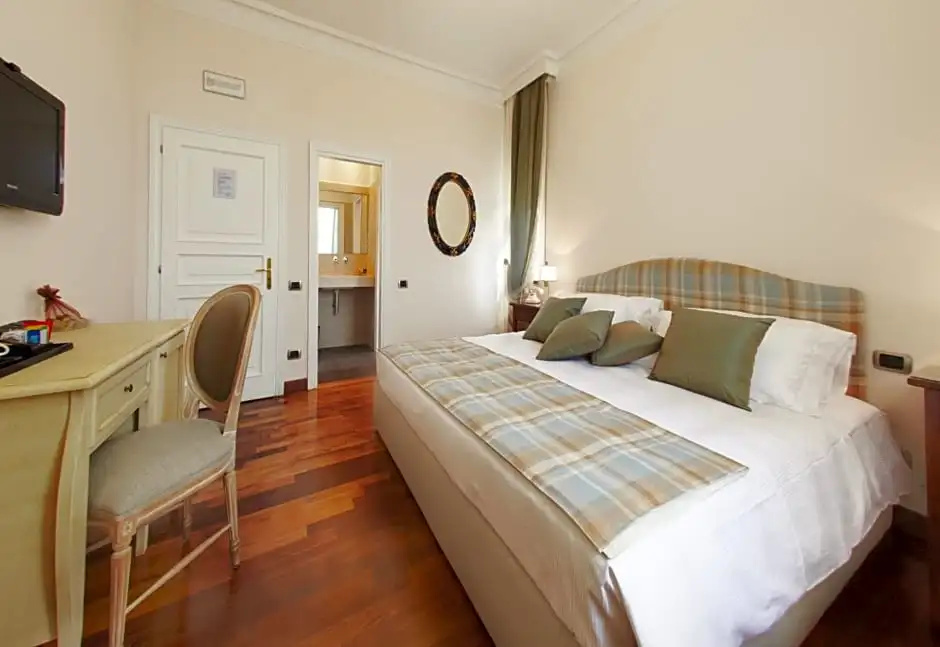 Economy room