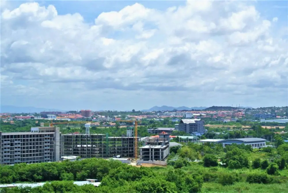 13th Floor sea View Studio