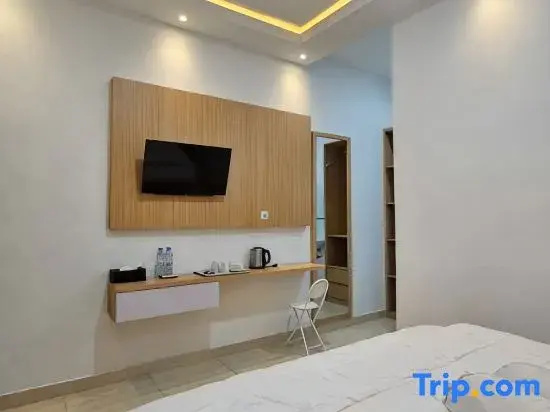 Superior Double room (full double bed)
