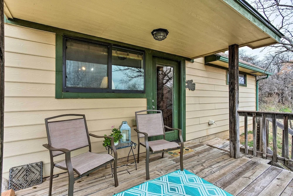 Medicine Park Cabin Rental w/ Mountain View