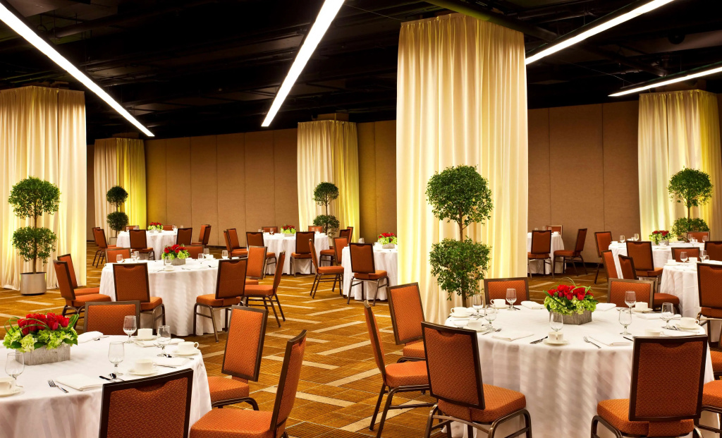 Sheraton Grand Chicago Riverwalk
