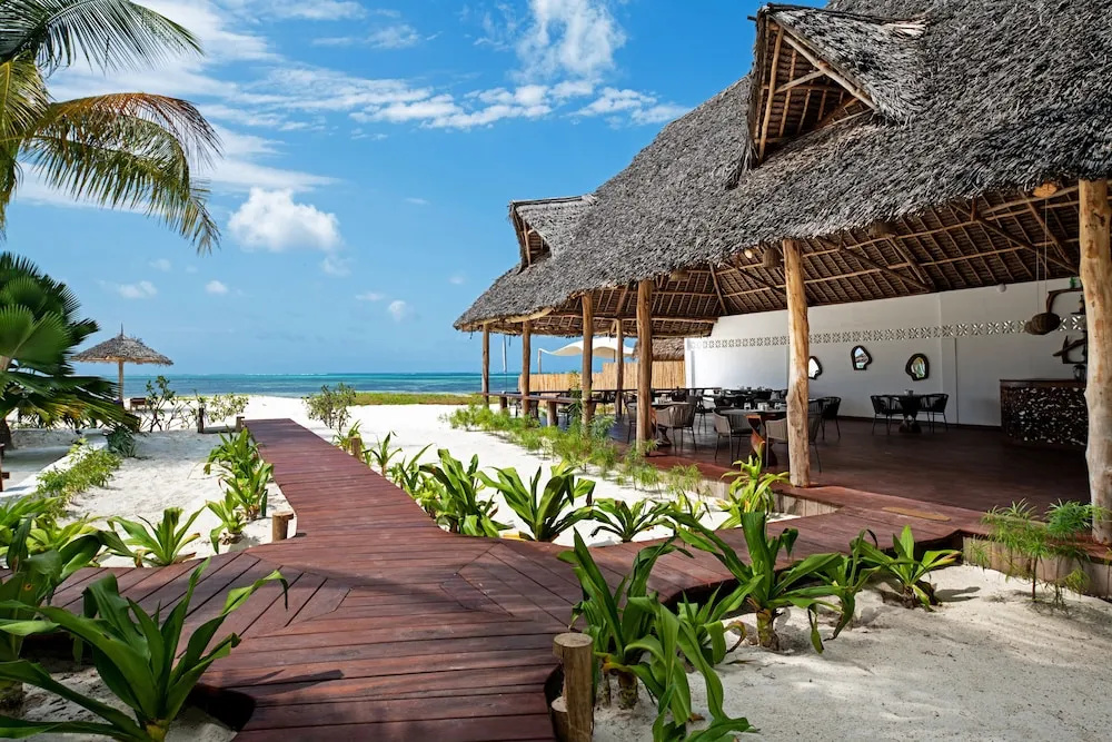 Beach & Waterfront