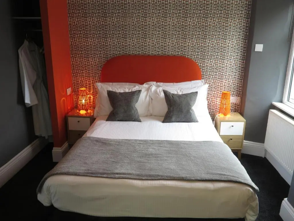 Standard Double room (full double bed)