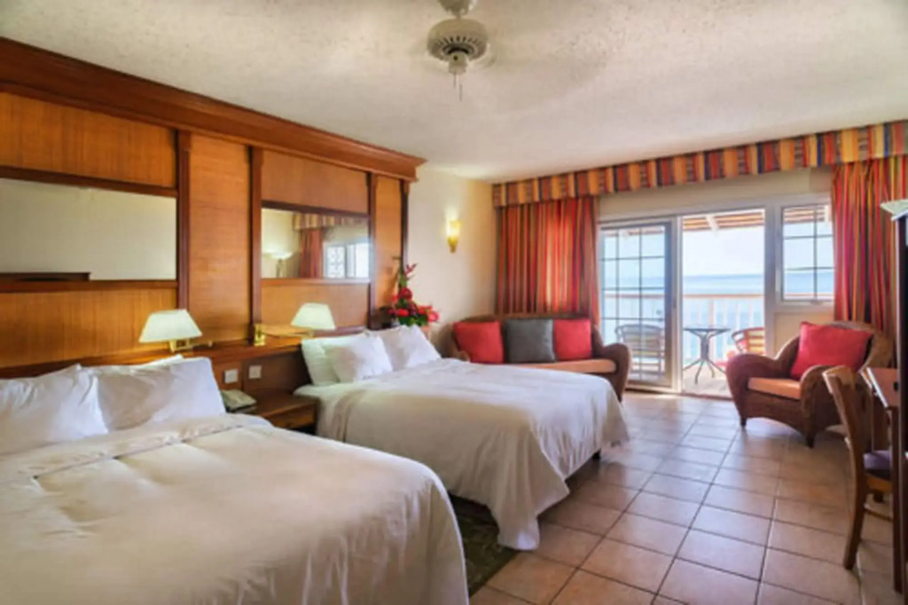 Fort Young Hotel — фото 2