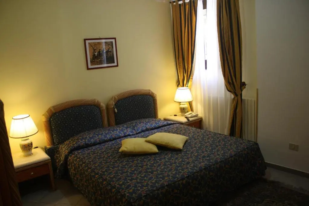 Hotel Elimo - Chambres