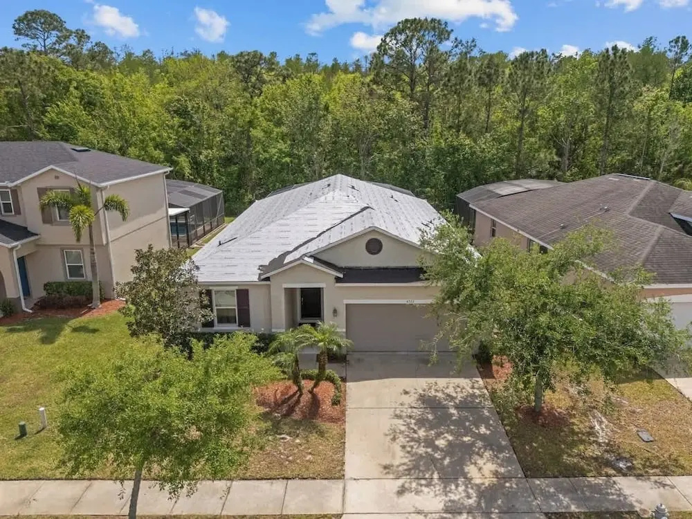 4 Bed Close to Disney Private Pool