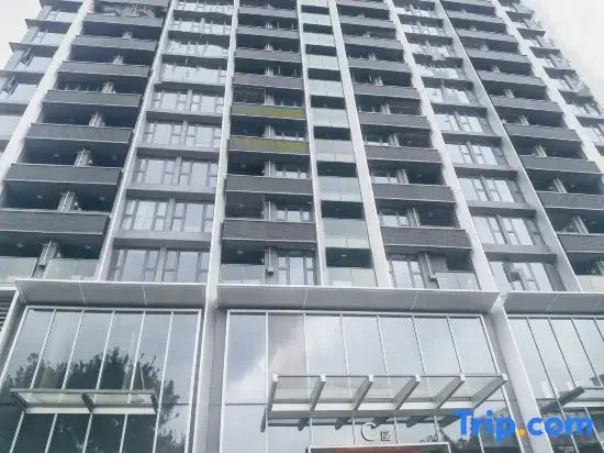 Yijin International Apartment (Qiaotou Subway Station)