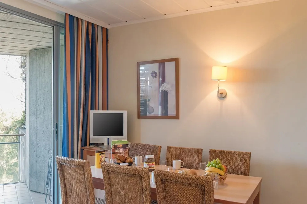 Voir la photo 2 — SOWELL HOTELS Ardeche