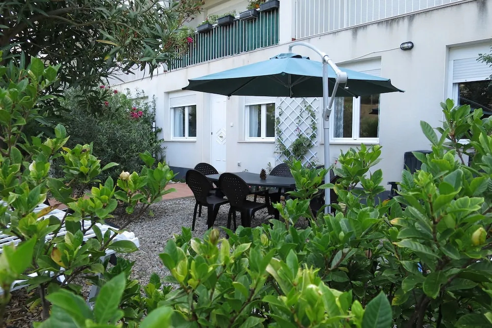 Apartamento Moderno En Llança - 1007
