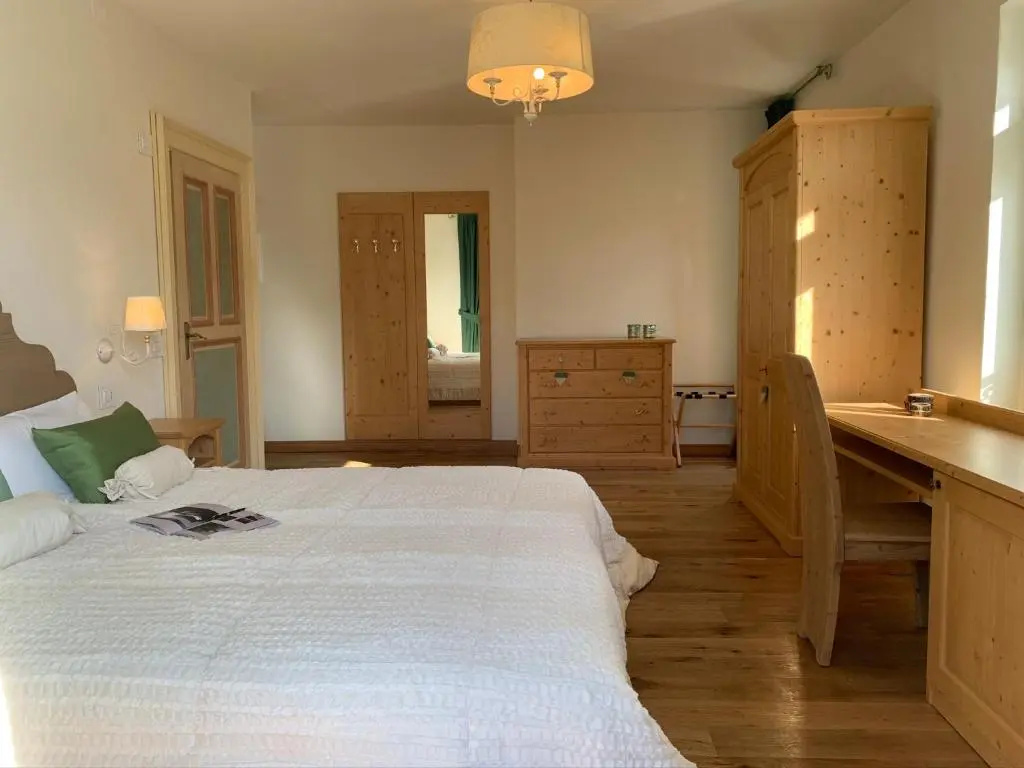 Superior Double room (full double bed)