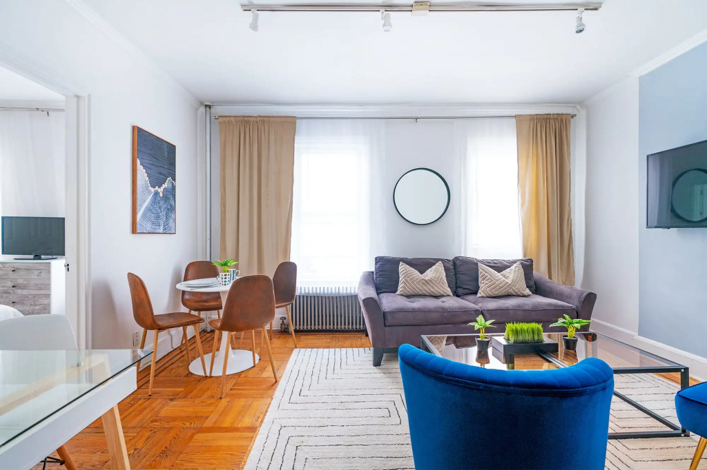 61-3c Renovated 2BR Sleeps 5 Prime Upper East