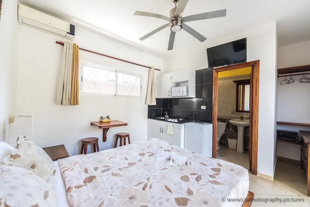 Premium Double room with balcony (full double bed)