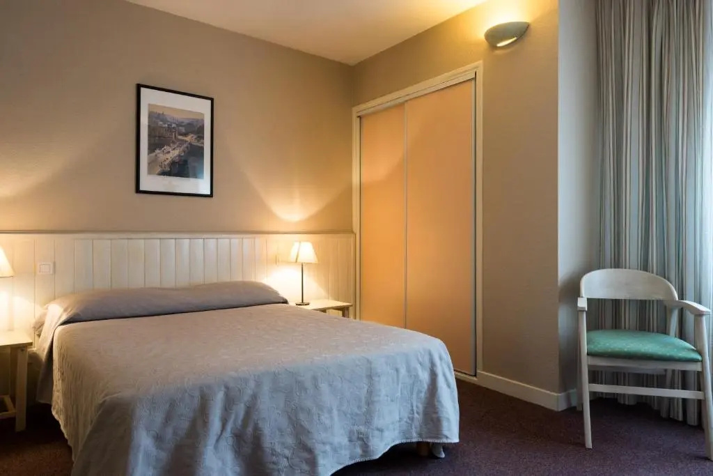 Superior Double room (full double bed)