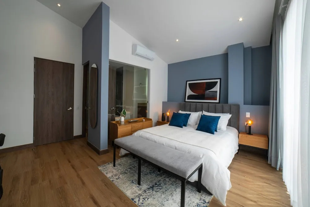 Luxury Apartment