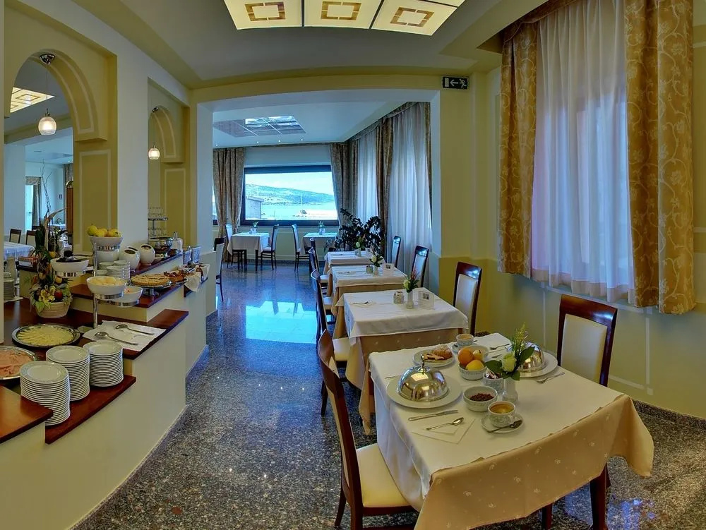 Hotel photo 26