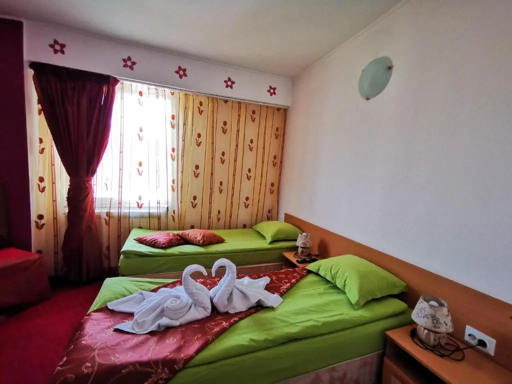 Economy room