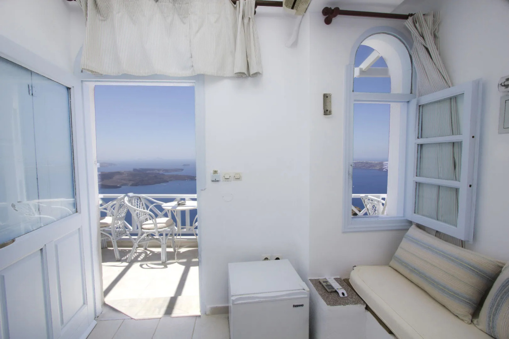 Balcony & Terrace