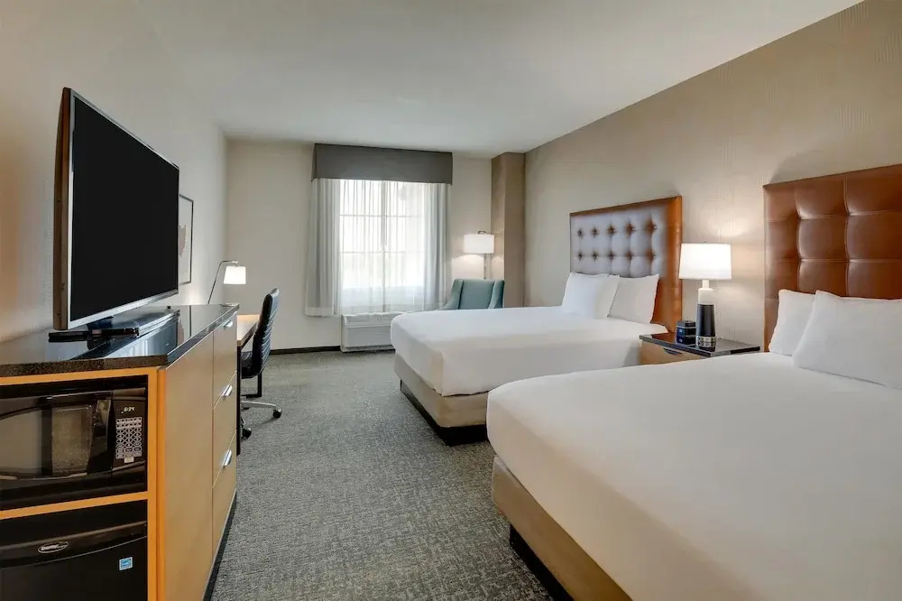 Drury Inn & Suites Dayton North - Chambres
