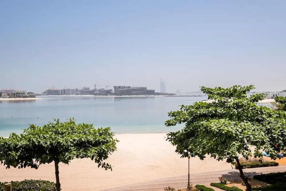 Beach & Waterfront