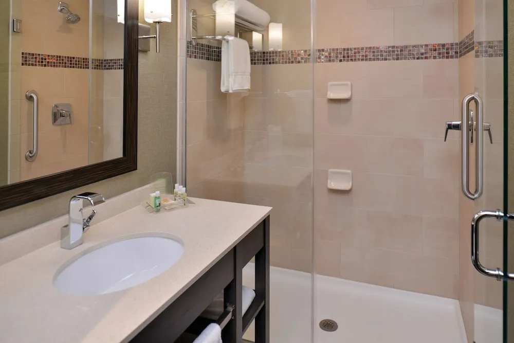 Crowne Plaza SHENANDOAH - WOODLANDS AREA by IHG - Chambres